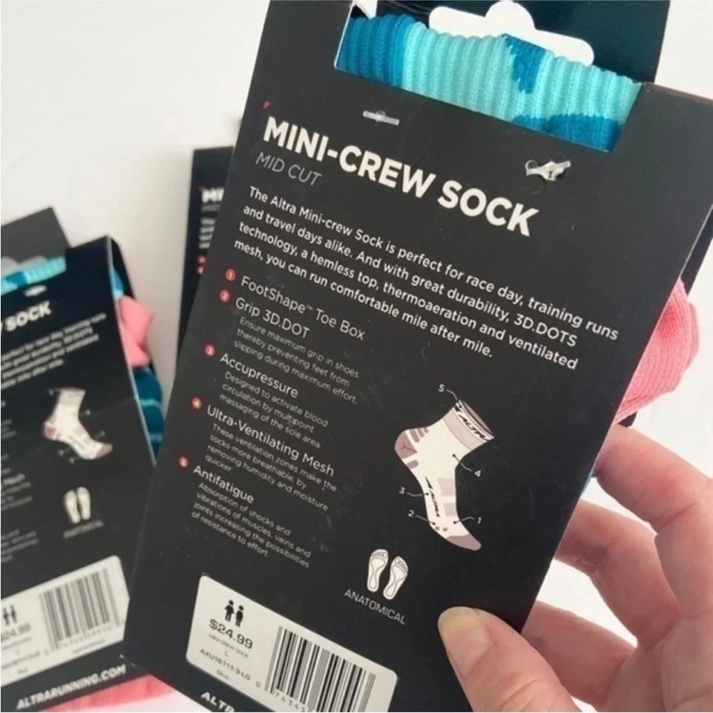 NWT Set of‎ 3 Altra Unisex Mini-Crew Performance Socks Size Large